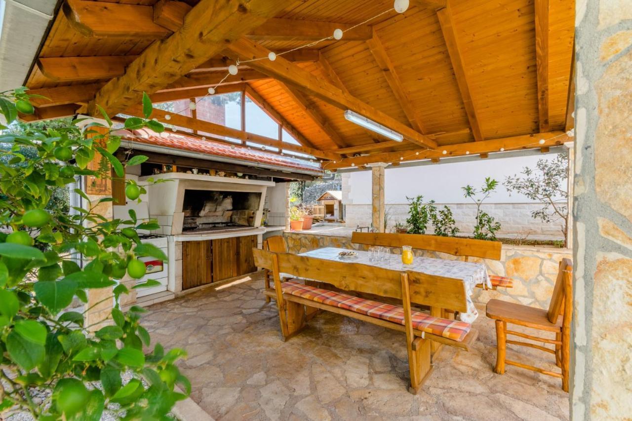 Villa Stella Splitska Dış mekan fotoğraf